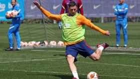 Clement Lenglet, en una sesión de entrenamiento del Barça / FCB