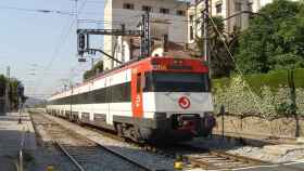 Un convoy de Rodalies de Renfe en plena circulación / EP