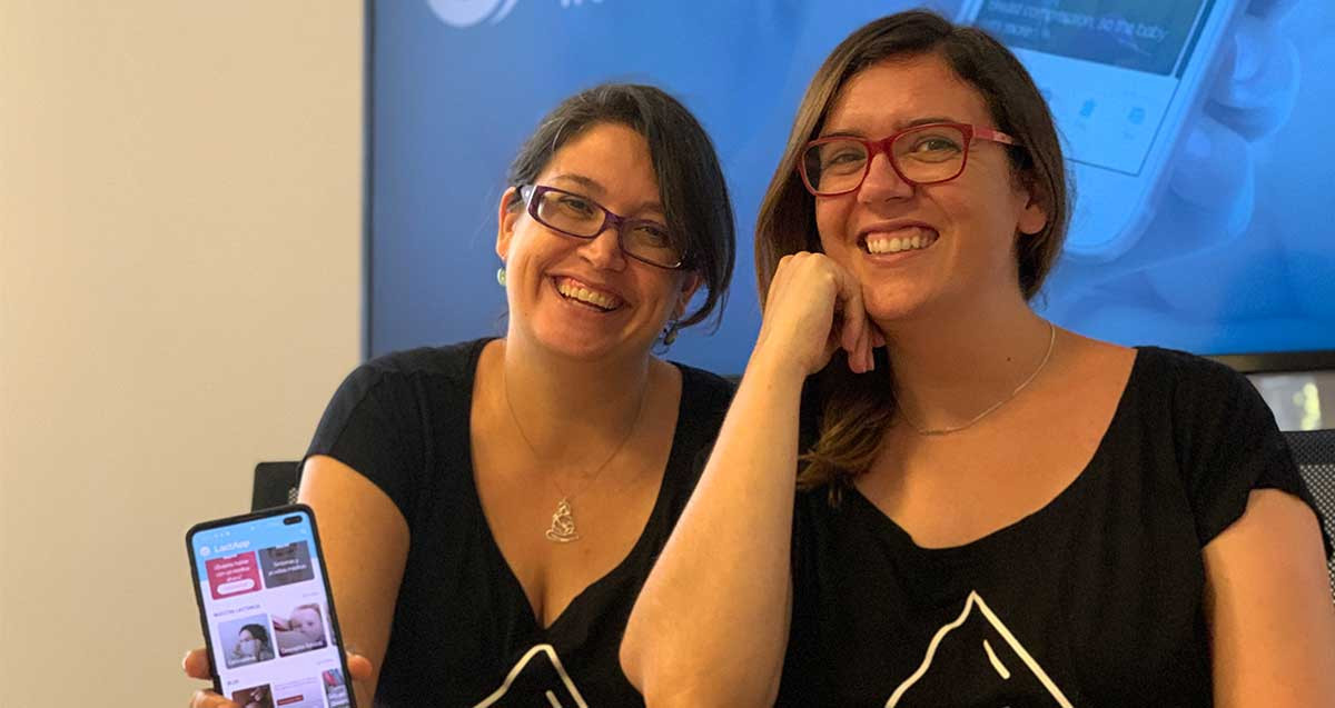 Alba Padró y María Berruezo, al frente de LactApp, la aplicación sobre lactancia  / LACTAPP