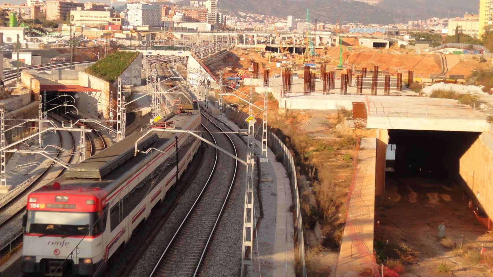 Las obras de la futura estación de La Sagrera en una imagen de archivo / EFE