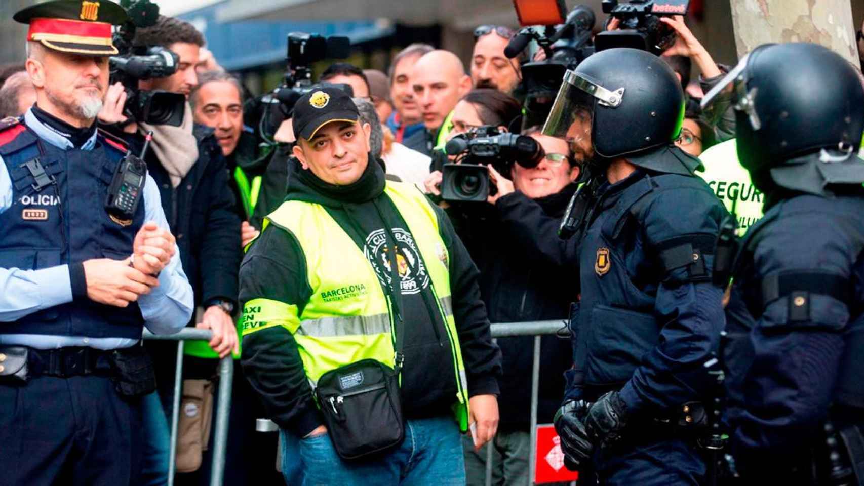 Alberto Álvarez 'Tito', líder del taxi en Barcelona, durante una movilización / EFE