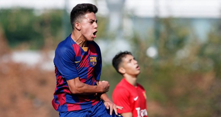 Ilias Akhomach celebrando un gol con el Barça / FC Barcelona