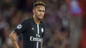 Neymar jugando con el PSG en una imagen de archivo / EFE