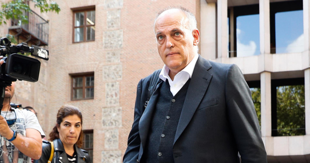 Javier Tebas, presidente de la Liga, antes de reunirse con Miquel Iceta / EFE