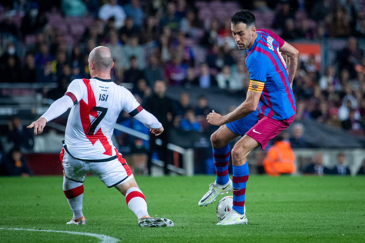 Sergio Busquets durante el Barça-Rayo / FCB