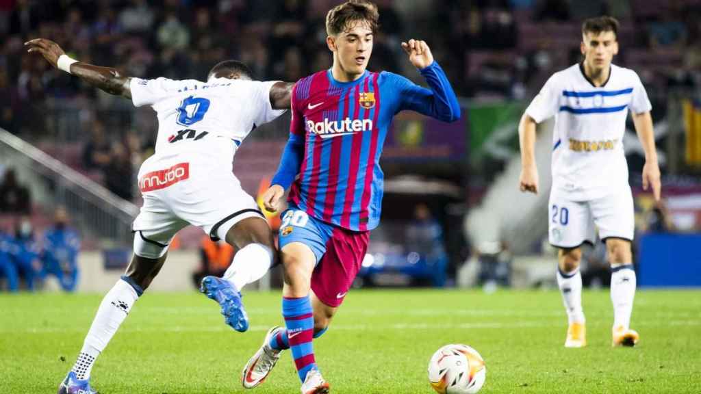 Gavi, en un partido de Liga de esta temporada con el Barça / FCB