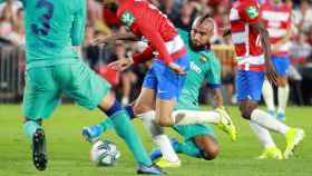 Arturo Vidal en el partido contra el Granada / EFE