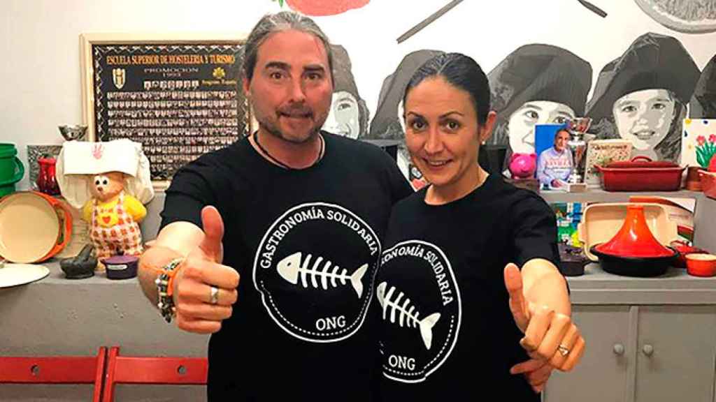 Chema de Isidro y Beatriz Burgos, fundadores de Gastronomía Solidaria