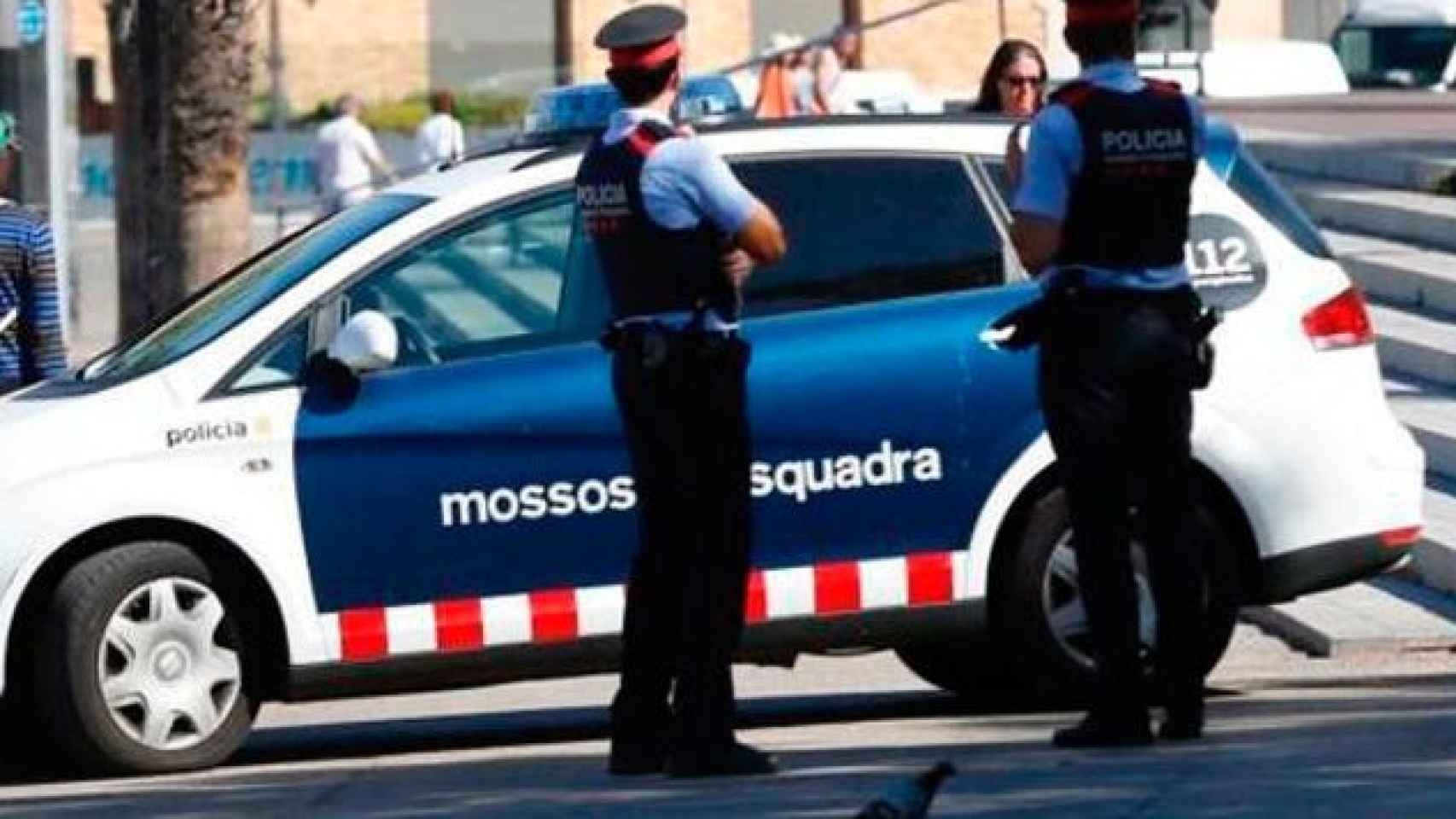 Una patrulla de los Mossos d'Esquadra durante un operativo / CG