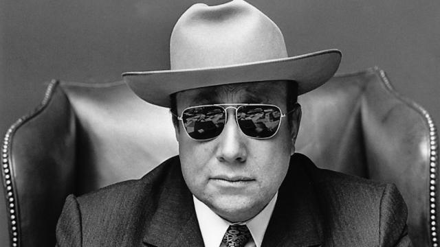 El cineasta Jean Pierre Melville (París, 1917-1973)