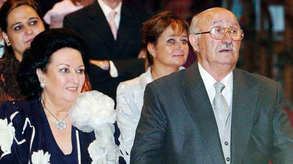 Montserrat Caballé junto a su marido, Bernabé Martí, en una foto de archivo / EE