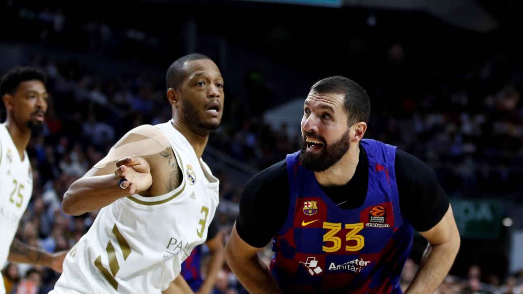 Nikola Mirotic contra el Real Madrid / EFE