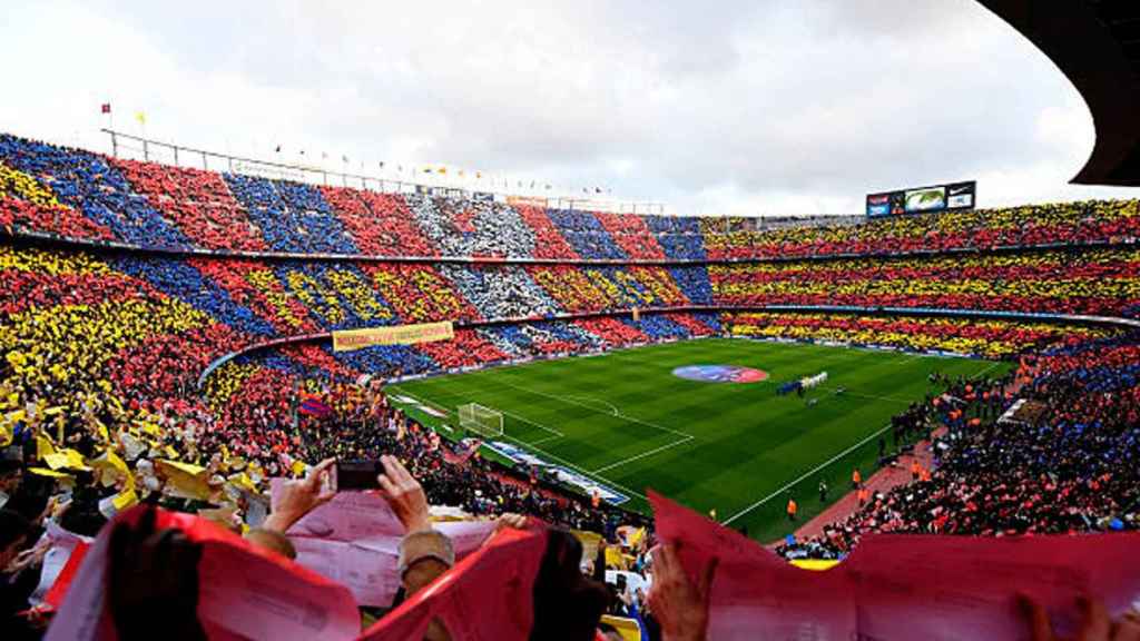 Aficionados del Barça en el Camp Nou  / Redes