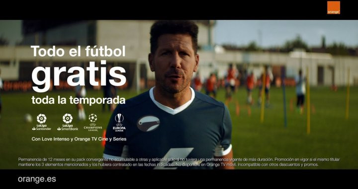 El Cholo Simeone promocionando Orange / Orange