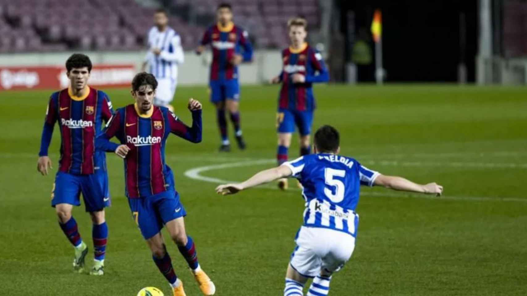 Trincao y Carles Aleñá ante la Real Sociedad / FC BARCELONA