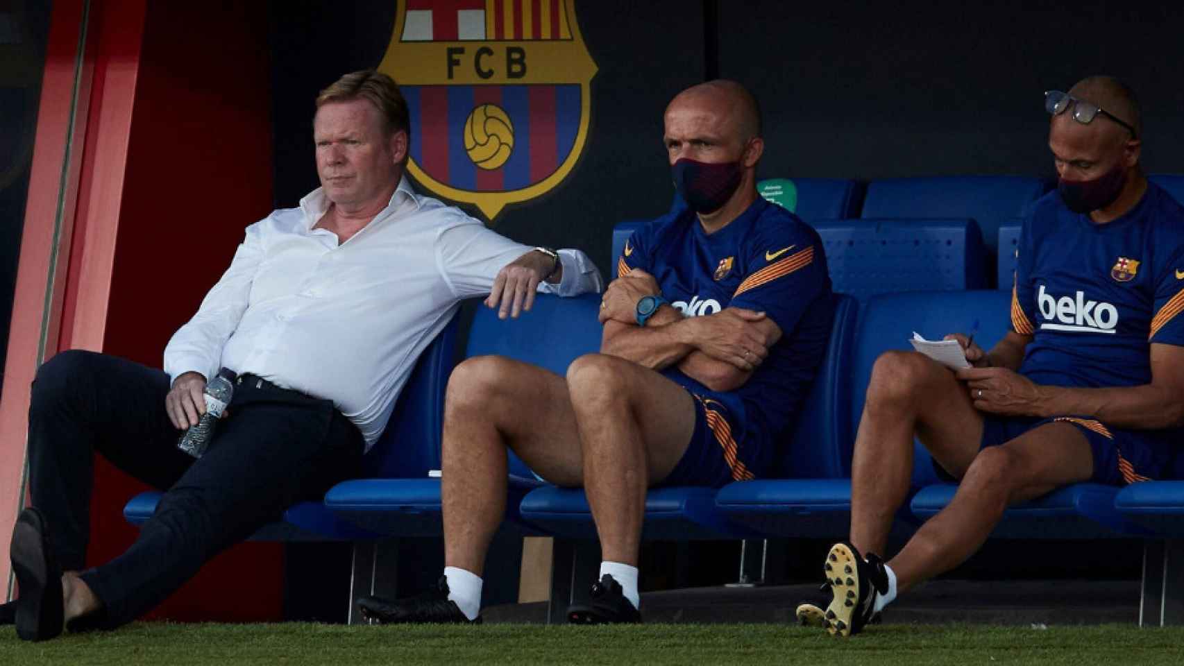 Ronald Koeman en el banquillo del Barça contra el Nàstic / FC Barcelona