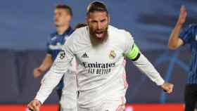 Sergio Ramos celebra su gol contra el Atalanta / EFE