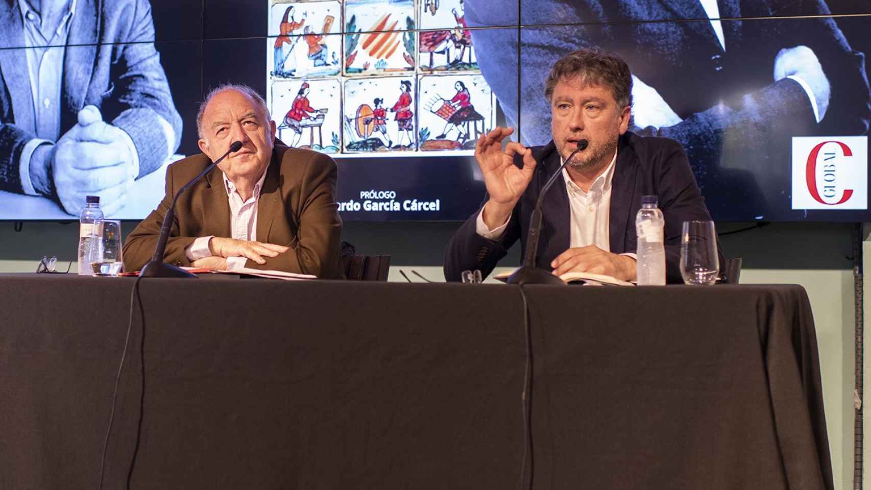 Manuel Peña y Ricardo García Cárcel durante la presentación de ayer