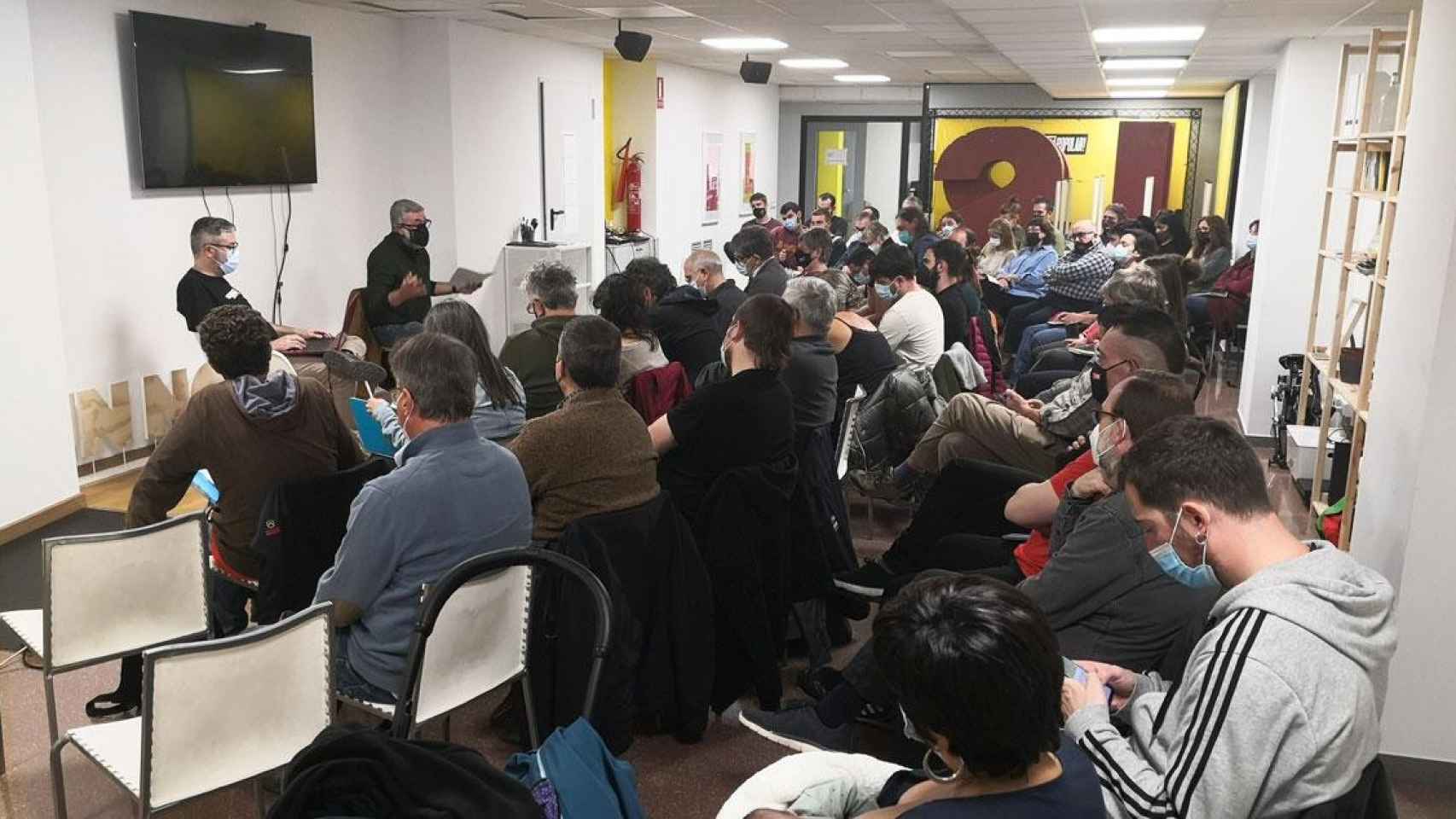 Una de las asambleas de la CUP que debatió la posición sobre los Presupuestos el fin de semana / Cedida