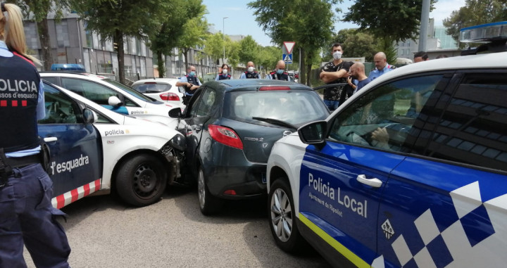 Vehículos policiales y de los sospechosos tras la persecución / FEPOL