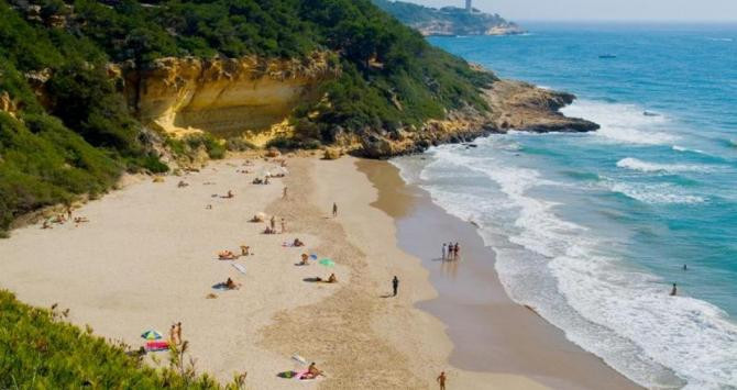Playa Waikiki / TARRAGONA TURISME