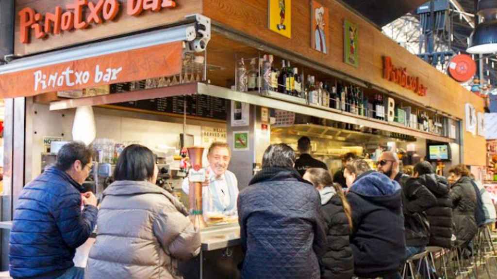 El bar Pinotxo del mercado de La Boqueria cuando lo regentaba 'Juanito' Bayén