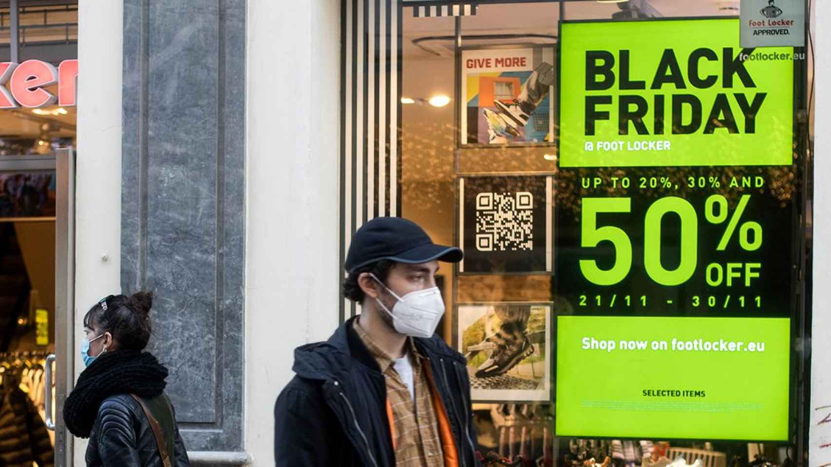 Cartel de descuento del 50% con motivo del Black Friday / EUROPA PRESS