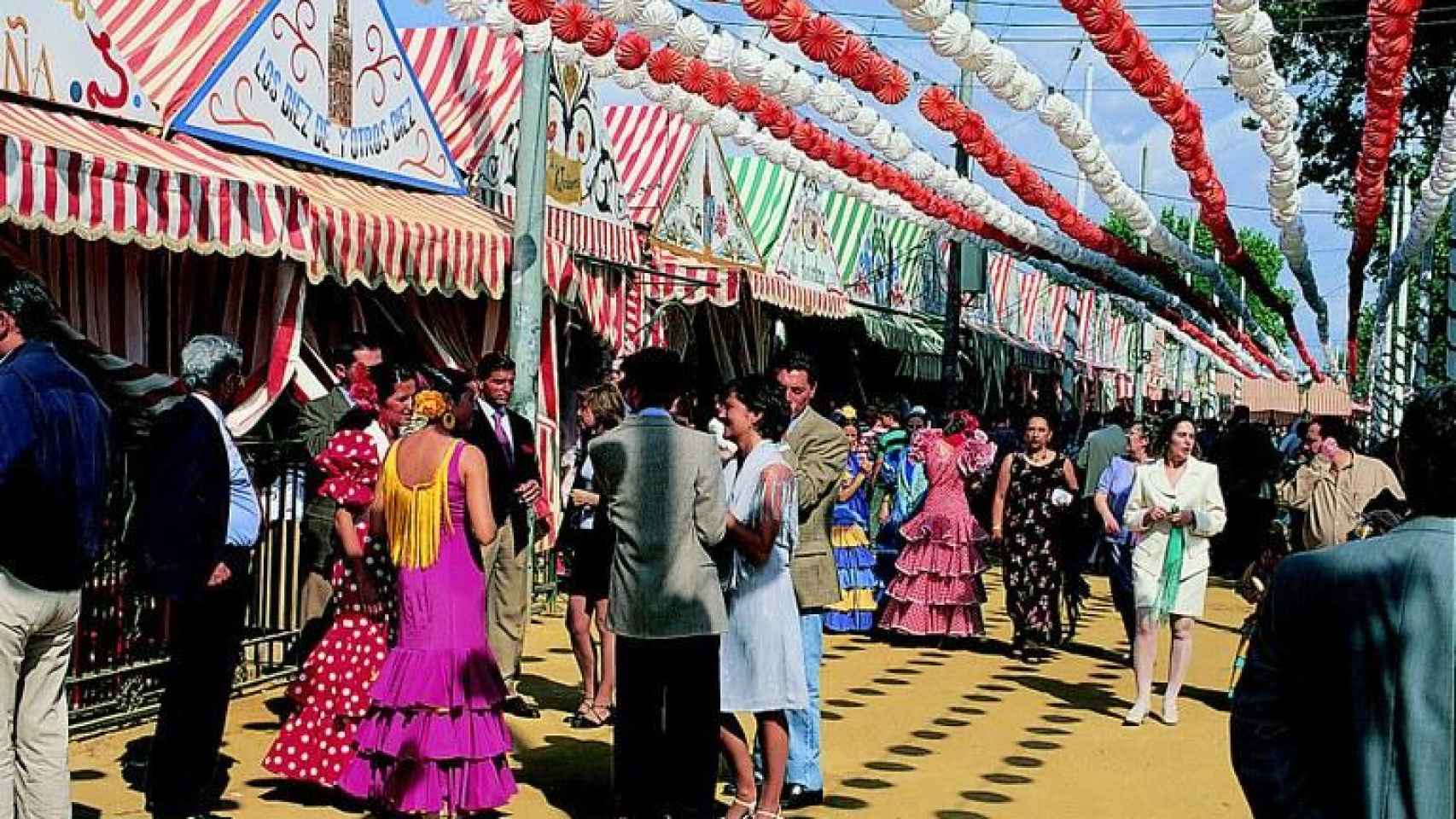 Casetas en la Feria de Abril de Sevilla /NO-DO