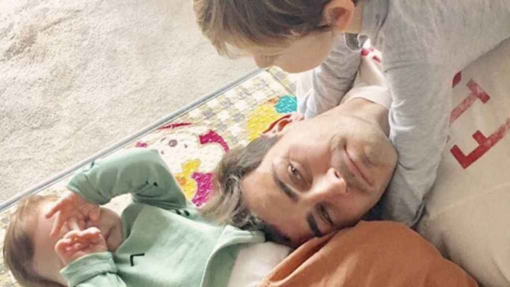 Iker Casillas disfruta de una jornada con sus hijos