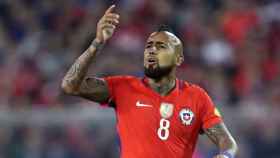 Una foto de Arturo Vidal durante un partido con Chile / Twitter