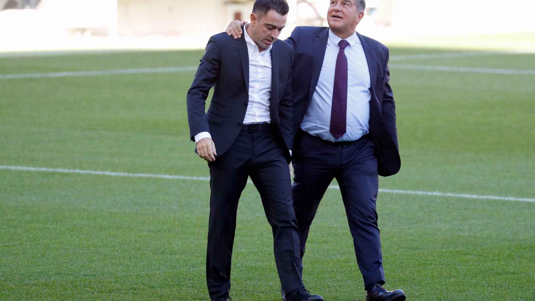 Xavi pedirá a Laporta y Alemany un esfuerzo para los fichajes del Barça / EFE