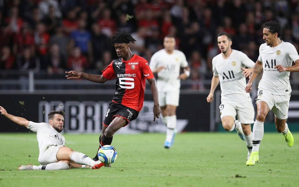 Eduardo Camavinga jugando contra el PSG / EFE