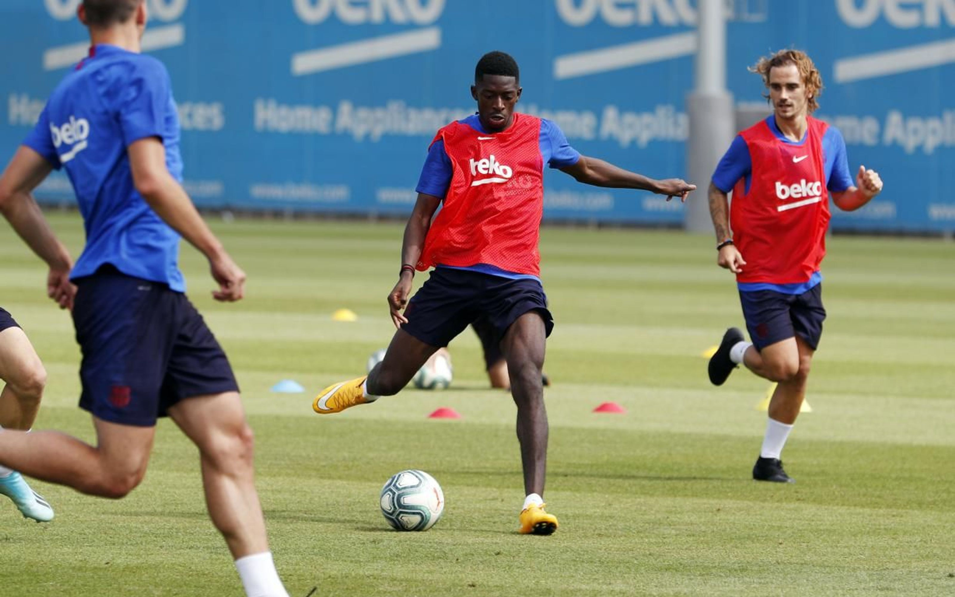 Ousmane Dembelé y Antoine Griezmann tienen todos los números de ser titulares en Bilbao / FC Barcelona