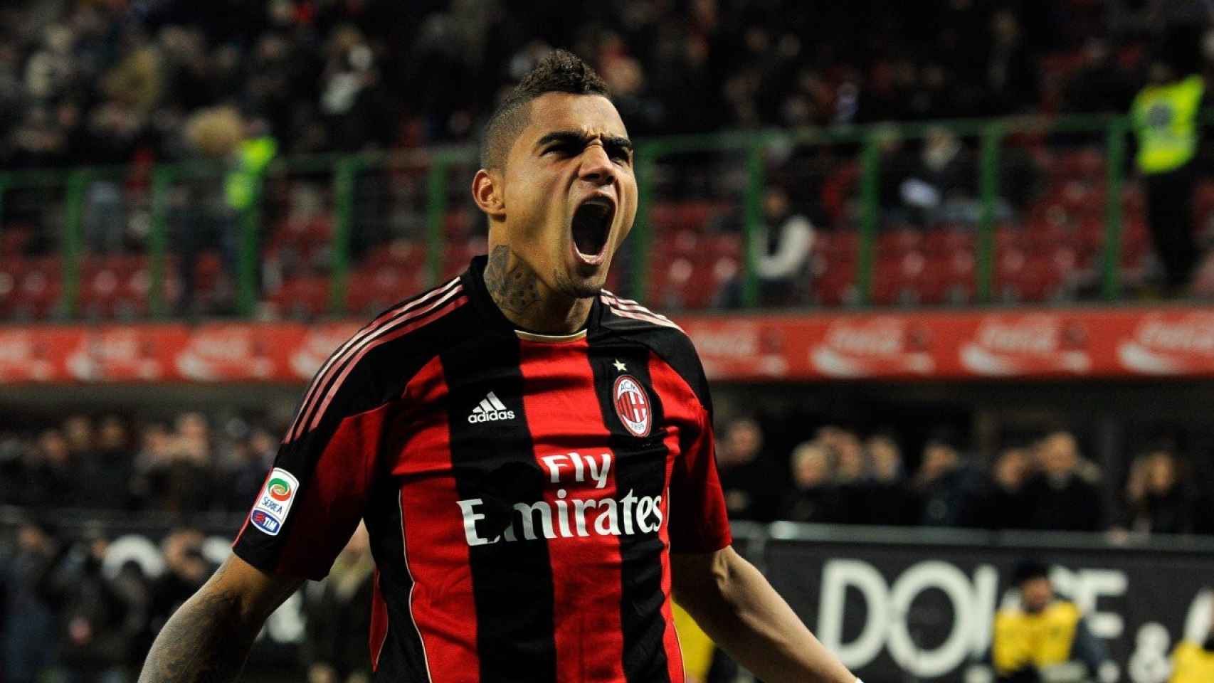 El nuevo jugador del Barça, Kevin-Prince Boateng, cuando jugaba con el Milan / AGENCIAS