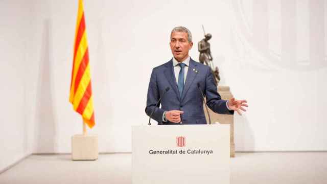 Josep Gonzàlez-Cambray, consejero catalán de Enseñanza, en una rueda de prensa / EP