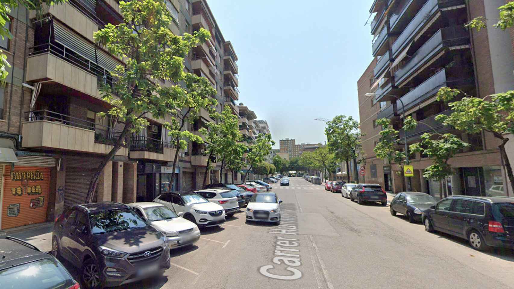 Calle Humbert Torres de Lleida, donde la Guardia Urbana encuentra a un hombre escondido en un lavabo tras pegar a su novia / GOOGLE STREET VIEW