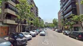 Calle Humbert Torres de Lleida, donde la Guardia Urbana encuentra a un hombre escondido en un lavabo tras pegar a su novia / GOOGLE STREET VIEW