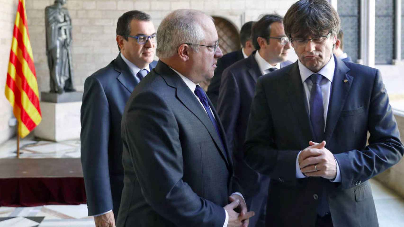 El expresidente de la Generalitat Carles Puigdemont junto al exconseller de Cultura Lluís Puig