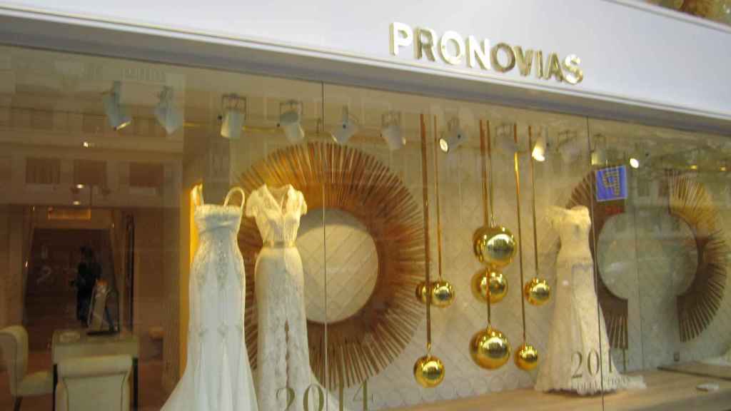 Escaparate de una tienda de Pronovias / CG