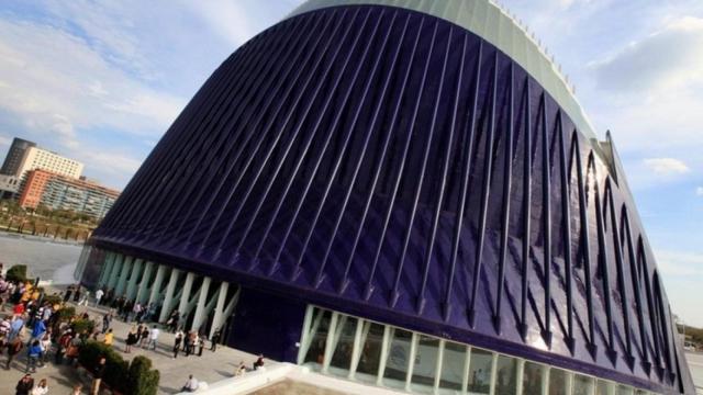 Entre las obras realizadas por Becsa destaca el edificio Ágora, de la Ciudad de las Artes de Valencia.