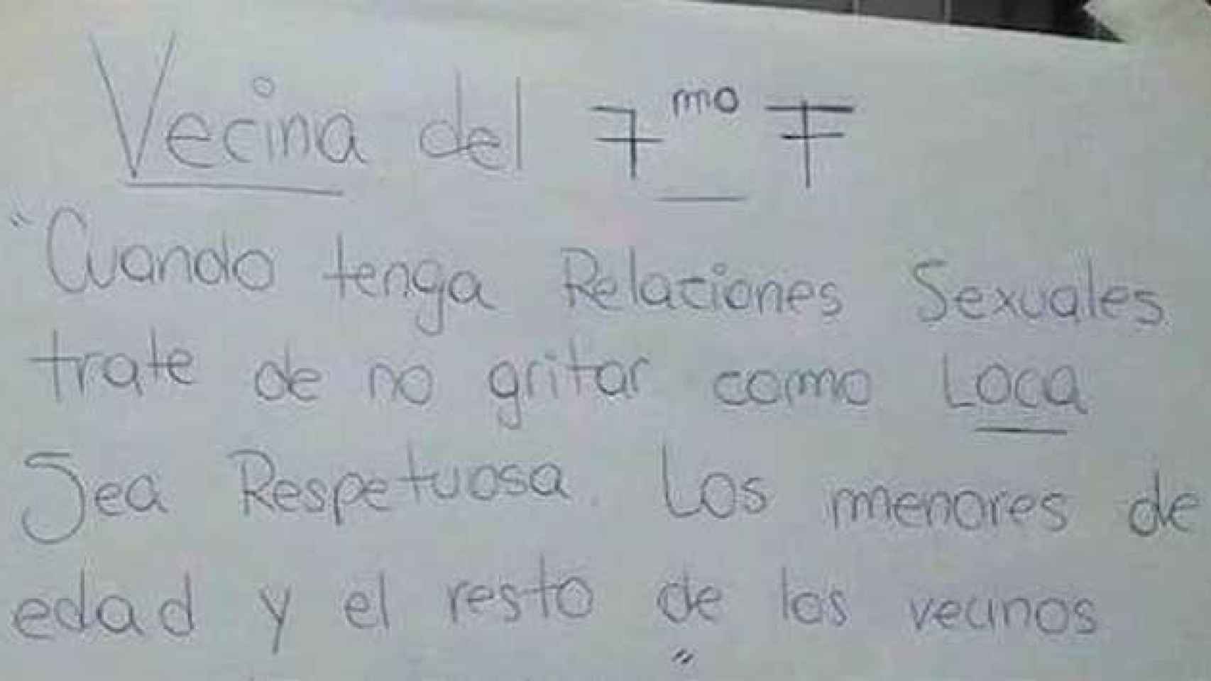 La queja que los vecinos dejaron a la del 7ºF / CG