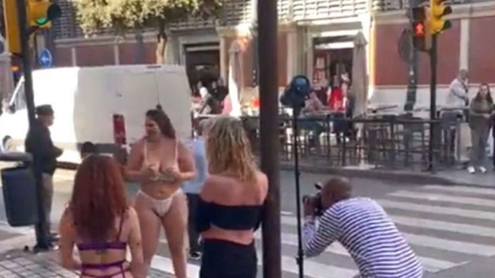 Las modelos posan en ropa interior en Málaga / REDES