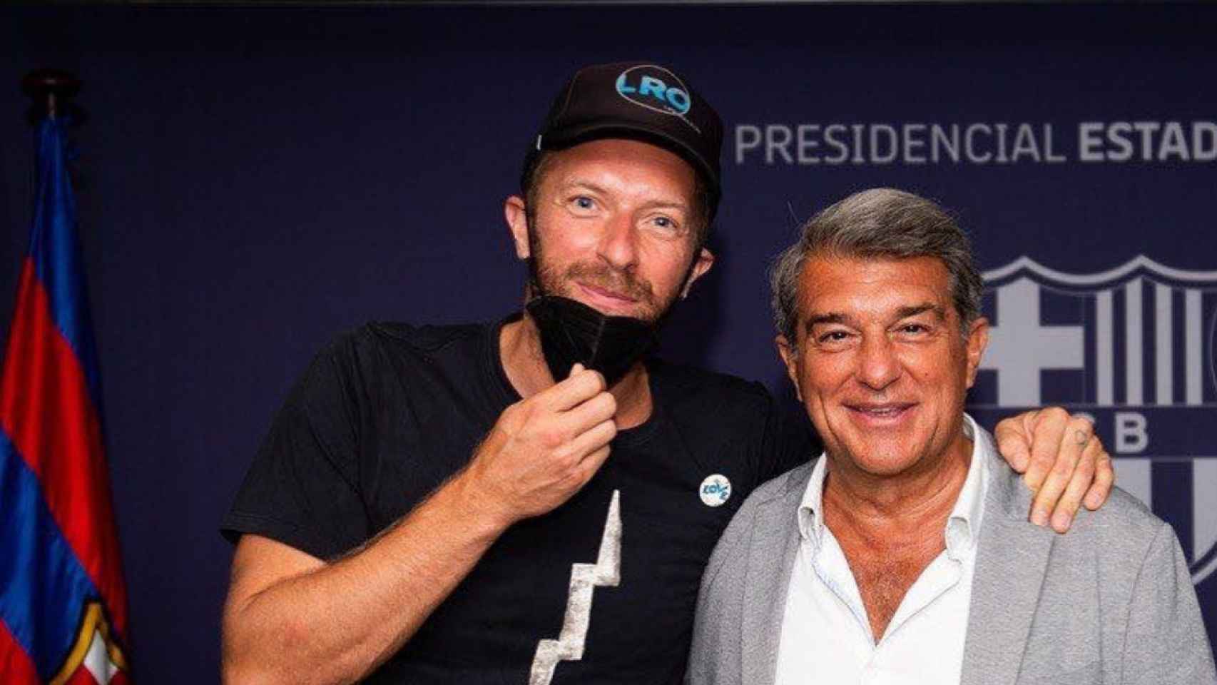 Chris Martin y Joan Laporta en el palco del Johan Cruyff / Redes