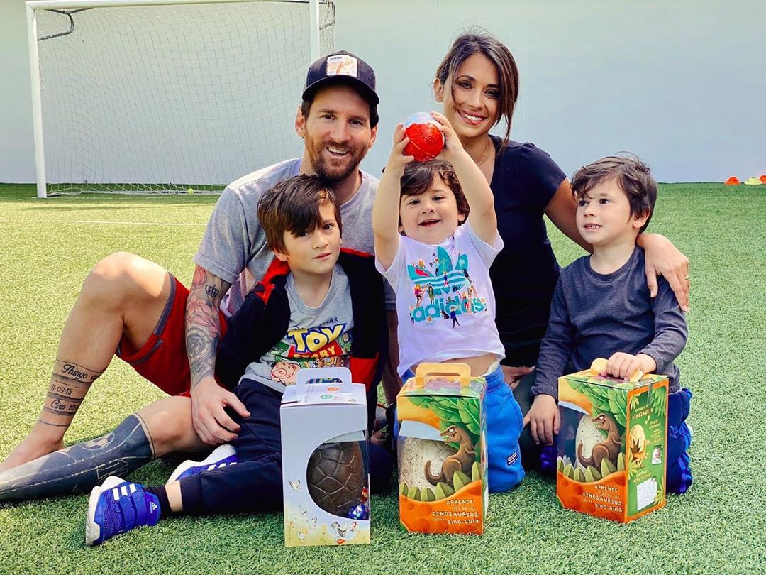 Leo Messi y Antonella Rocuzzo, celebrando Pascua junto a su familia | REDES