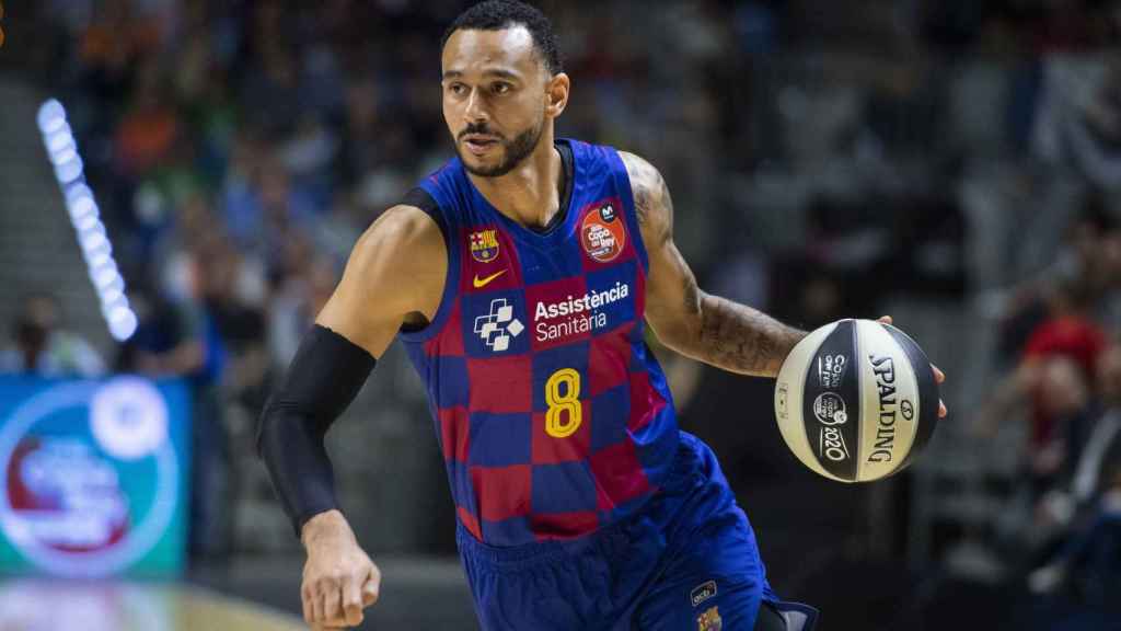 Adam Hanga, ya ex jugador culé, en un partido con el Barça / FCB