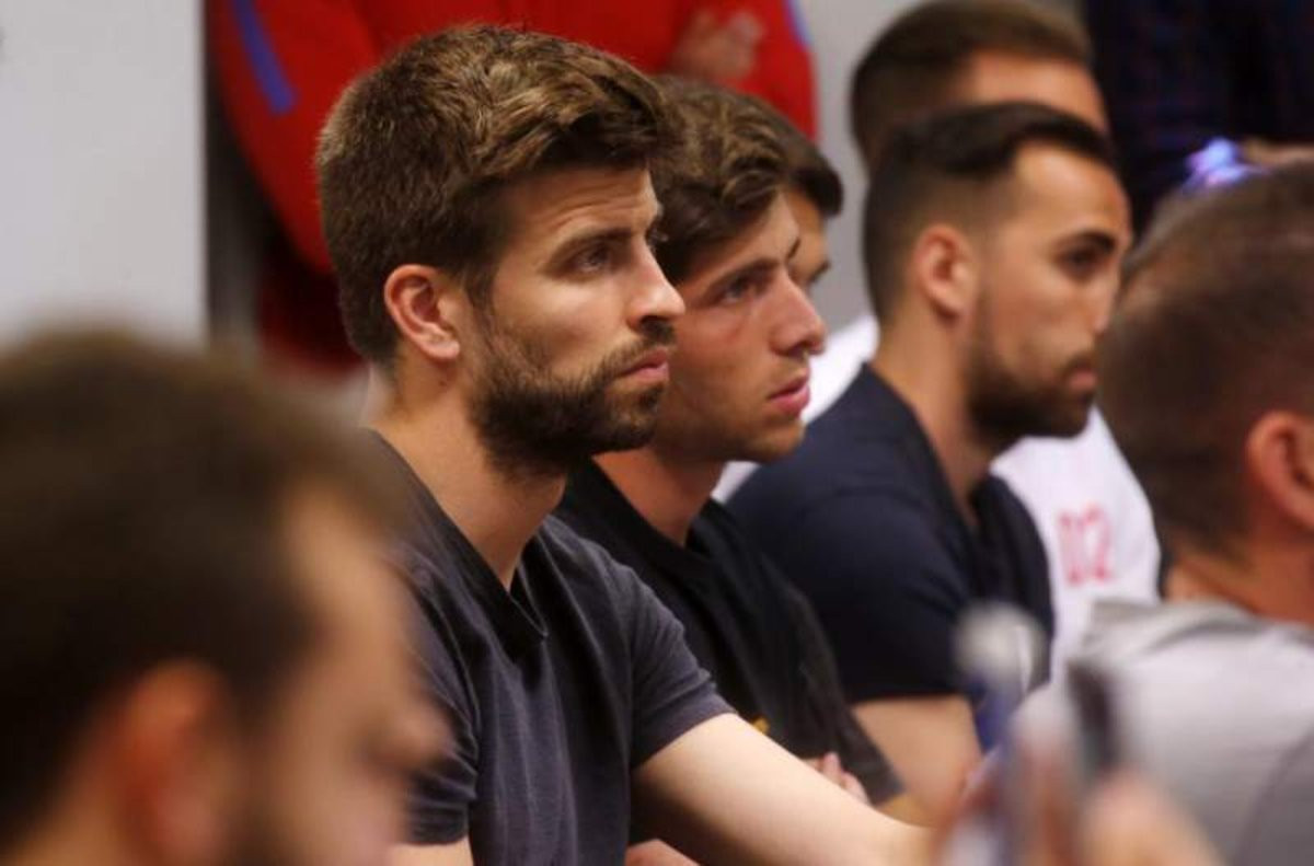 Piqué y Sergi Roberto, en un acto del Barça | EFE