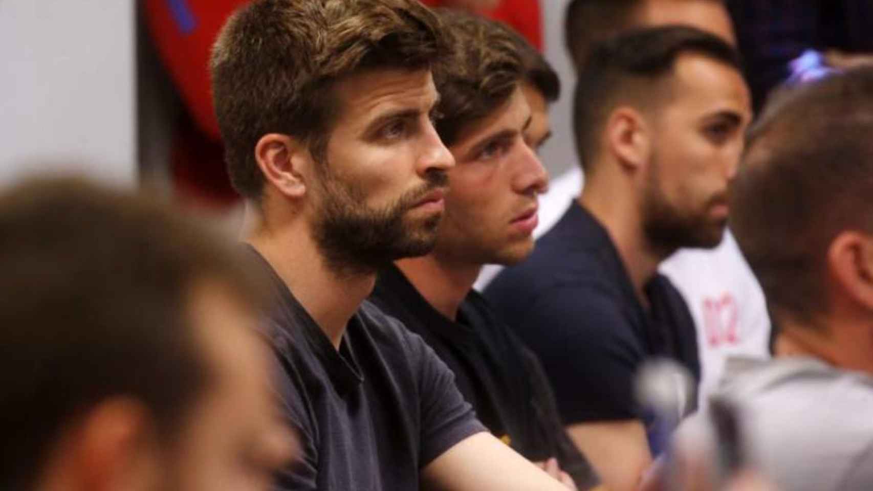 Piqué y Sergi Roberto, en un acto del Barça | EFE