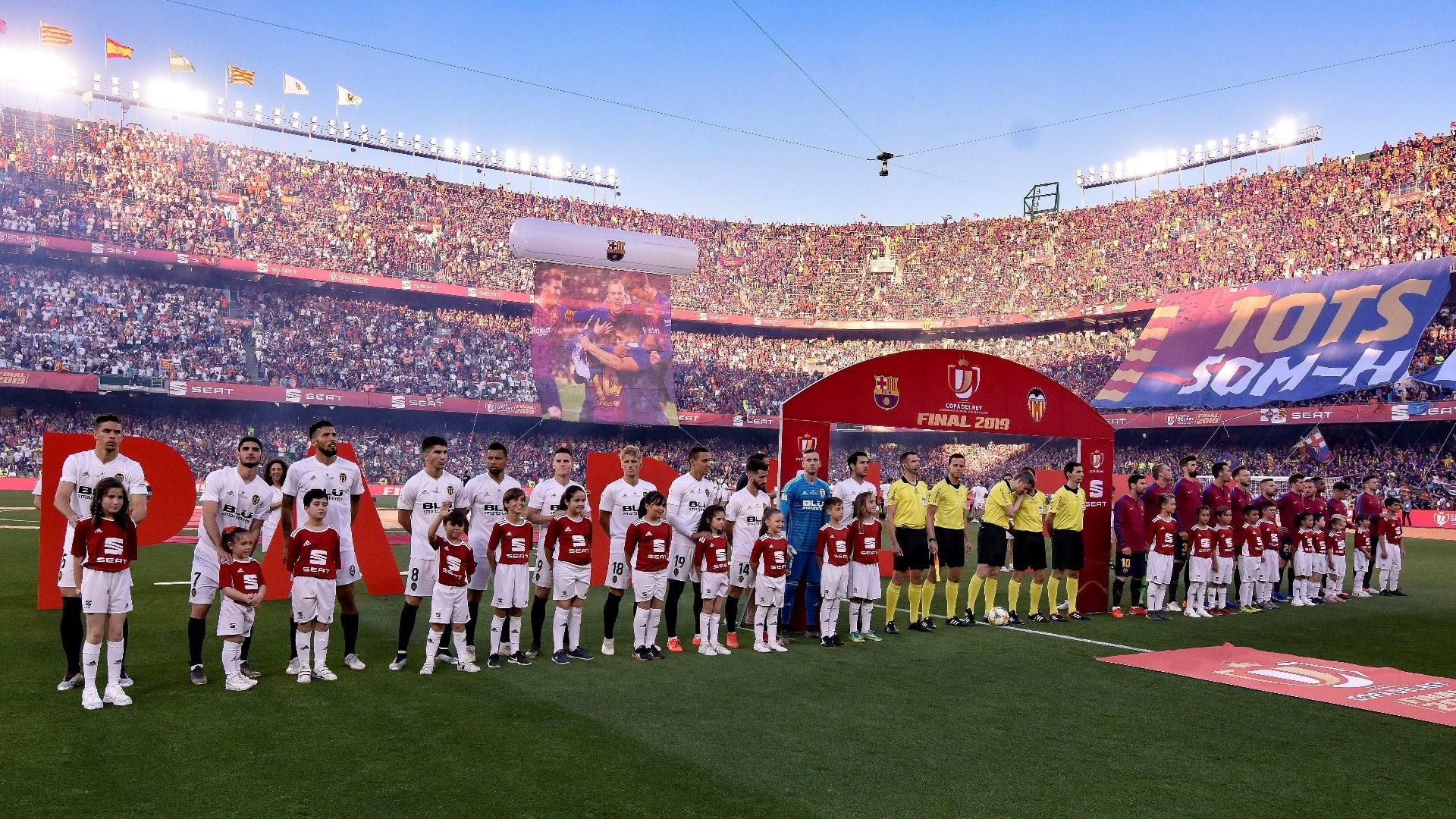 Una imagen de la final entre Barça y  Valencia de la Copa del Rey / EFE