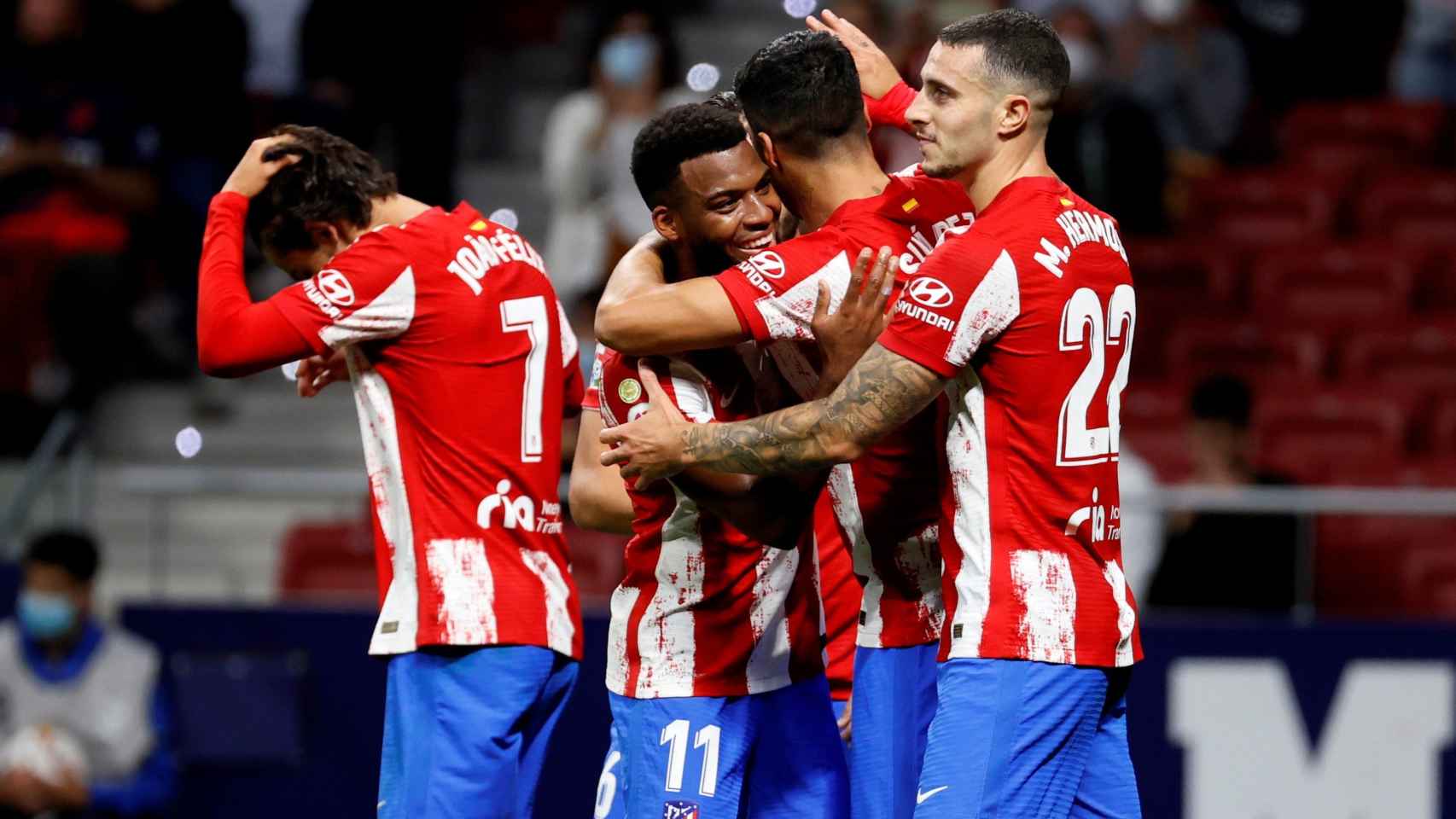 Los jugadores del Atlético de Madrid celebrando un gol / EFE