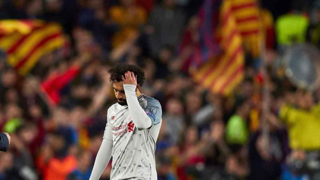 Salah lamentando una ocasión en el Camp Nou / EFE